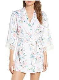 14 Best Lightweight Robes For Women Cozy For Home Or Travel In 2020 Flora Nikrooz Floral Prints Print Wrap