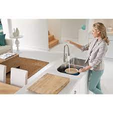 sprayer touchless kitchen faucet