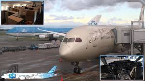etihad boeing 787 9 dreamliner aircraft