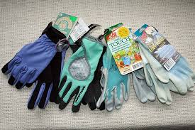 36 Gloves Design Scale