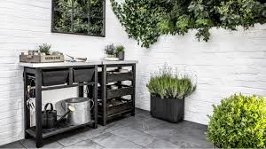 5 simple potting bench ideas to get