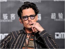 Джон кри́стофер (джо́нни) депп ii — американский актёр, кинорежиссёр, музыкант, сценарист и продюсер. Johnny Depp S Career Is Over After Losing Libel Case Experts Say