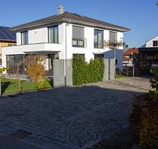 Wir beraten, planen und bauen seit 1995 und bieten seitdem auch im bundesland brandenburg unsere leistungen an. Bauen In Bayern Hausbau Als Massivhaus Fertighaus