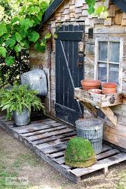 Pallet Decking To Enhance A Garden Shed