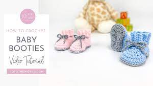 how to crochet baby booties video