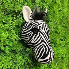 2021 New Lifelike Stuffed Zebra Head