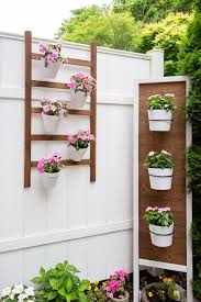 Build An Easy Diy Wall Planter Ladder