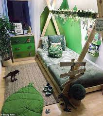 toddler boy room themes