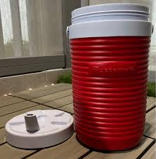 rubbermaid water cooler jug furniture