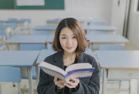IELTS reading, paraphrasing, skimming, scanning in IELTS reading. IELTS  academic and general exam.