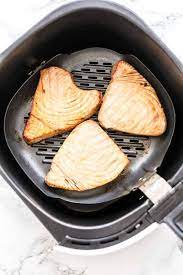 how to make air fryer frozen tuna steak