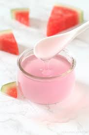 गर्मियों में पाना चाहते हैं गुलाबी निखार, तो अपनाएं तरबूज का फेस जेल, जाने क्या है बनाने की विधि- Want to get pink glow in summer, then adopt watermelon face gel, know what is the method of preparation