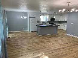 The experts at floor craft sanding provide comprehensive hardwood flooring installation and renovation services to property owners in zionsville, indianapolis. 6728 Zionsville Rd Indianapolis In 46268 House For Rent In Indianapolis In Apartments Com