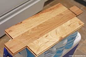 Ketahanan lantai kayu vinyl terhadap air terbilang cukup bagus. Selain Keramik Ini 8 Tipe Lantai Yang Biasa Digunakan Untuk Rumah