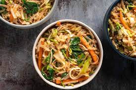 stir fried vegetables with rice noodles