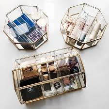 ways to organize your makeup