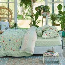 Light Green Hummingbirds Bed Linen