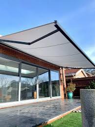 The Best Retractable Awnings In Uk Ra