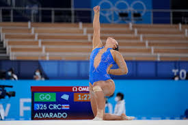 costa rican gymnast takes to knee in