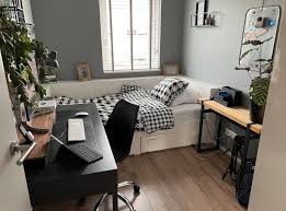 small bedroom setup