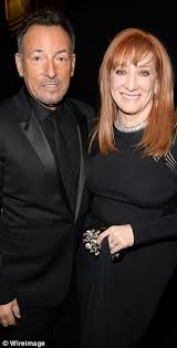 The divorce from his first wife, model and actress julianne phillips, was finalized in 1989, and the following year he had started playing solo shows after firing the. How Bruce Springsteen Fell For Red Head Who Was A Dead Ringer For Patti Scialfa Daily Mail Online