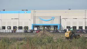 Amazon eyes 125,000 more hires, $18+ ...