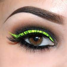 inspo rock a neon green eyeshadow look