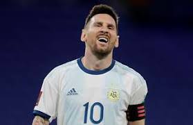 He plays for fc barcelona and the argentina national team. Argentina 1 1 Peru Lionel Messi Clip Proves He S Still Willing To Defend For His Team Givemesport