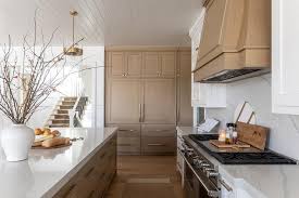 light brown kitchen cabinets design ideas