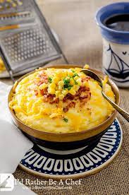 southern style creamy grits with cheese