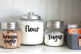 easy diy pantry labels with your cricut