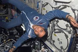 Tanpa niat, seseorang itu dianggap tidak berpuasa. Cerita Astronot Pertama Malaysia Pergi Ke Luar Angkasa Saat Bulan Puasa Bagaimana Dia Beribadah Semua Halaman Intisari