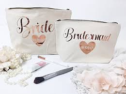 10 pretty personalised makeup bags your