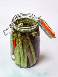 lacto fermented ed asparagus