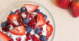 Заменете мазните и калорични тестени закускис някоя от тези питателни и бързи закуски, които може да си приготвите преди да излезете от вкъщи. 7 Zdravoslovni Zakuski Za Zaeta Sutrin Evolife Bg