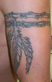 See more ideas about arm band tattoo, tattoos, armband tattoo design. Schwarzweisse Feder Am Armband Tattooimages Biz