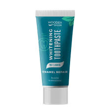 whitening and remineralizing toothpaste