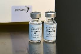 Il vaccino di j&j utilizza un comune virus del raffreddore, noto come adenovirus di tipo 26, per introdurre le proteine del coronavirus nelle cellule del corpo e innescare una risposta immunitaria. Wpalr0k3fuvvxm