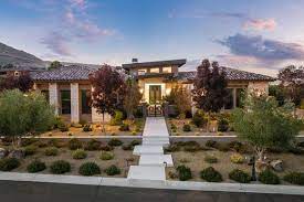 las vegas villas and luxury homes for