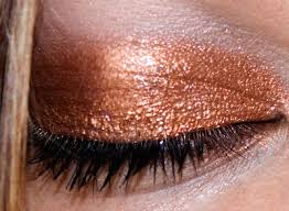 lookbook wearing mac cosmetics copper