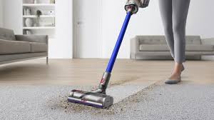 how to vacuum rugs with dyson crowns rugs
