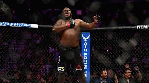 Derrick lewis, the ufc heavyweight knockout king is back and he's hungry to add to his record total at ufc fight night: Derrick Lewis Is On Fire But Ko Of Cormier Would Be His Greatest Viral Hit Sporting News
