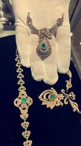 stunning persian jewelry exhibit debuts
