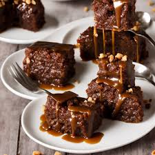 sticky date pudding with coconut