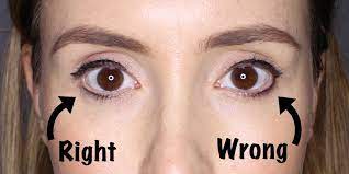 easy eyeliner trick for faking wider eyes