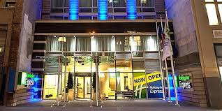 For a fee, parking is available. Midtown Hotels Near Herald Square Holiday Inn Express Times Square South