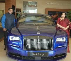 High life with kayode alfred. Indian Wife Gifted With Rolls Royce Cullinan For Silver Wedding Anniversary Naijauto Com