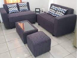 Namun, model sofa dengan bentuk minimalis biasanya lebih mudah digunakan pada setiap tema ruang tamu. 7 Rekomendasi Sofa Minimalis Termurah Harga Mulai Rp700 Ribuan Rumah123 Com