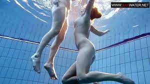 Andrea and her hottie Monika enjoying swimming pool - XVIDEOS.COM
