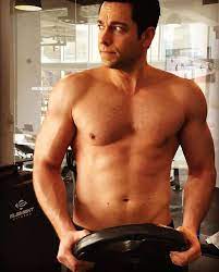 18+! ] Zachary Levi Nude Pics Exposed • Leaked Meat